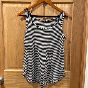 Loft Tank  size Lg like new